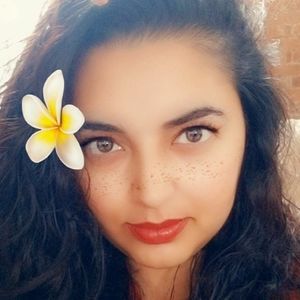 Meet your Posher, Michele